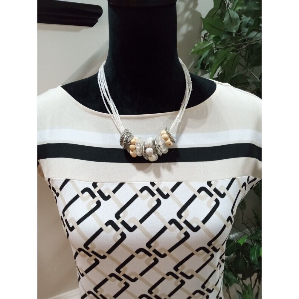 New York & Company Black & Beige Chain Print Round Neck Sleeveless Top Blouse XS